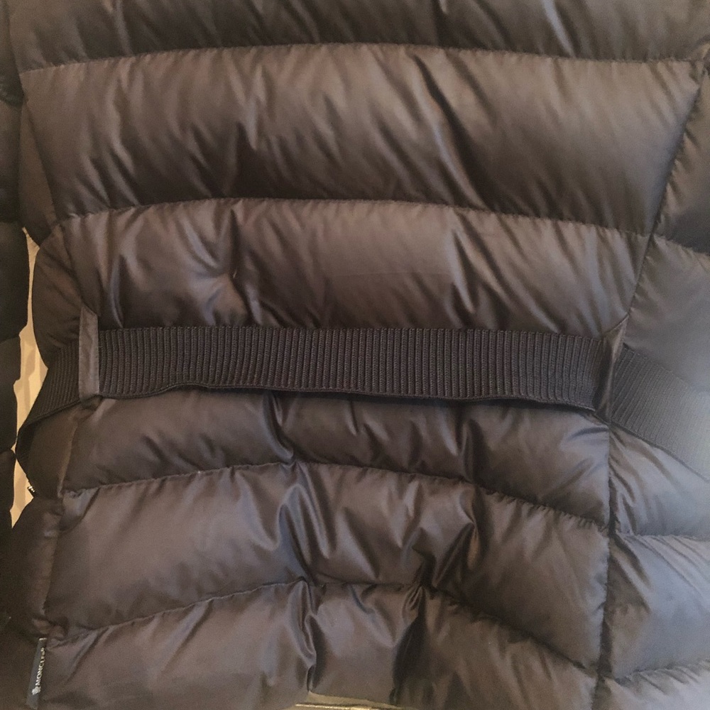 🥳 🍾 Host Pick 🎉 🎈Moncler jacket - Picture 9 of 10